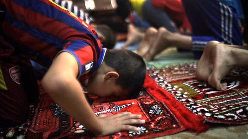 Was ist der Unterschied zwischen einer Bekenntnisschule und einer Religionsschule?