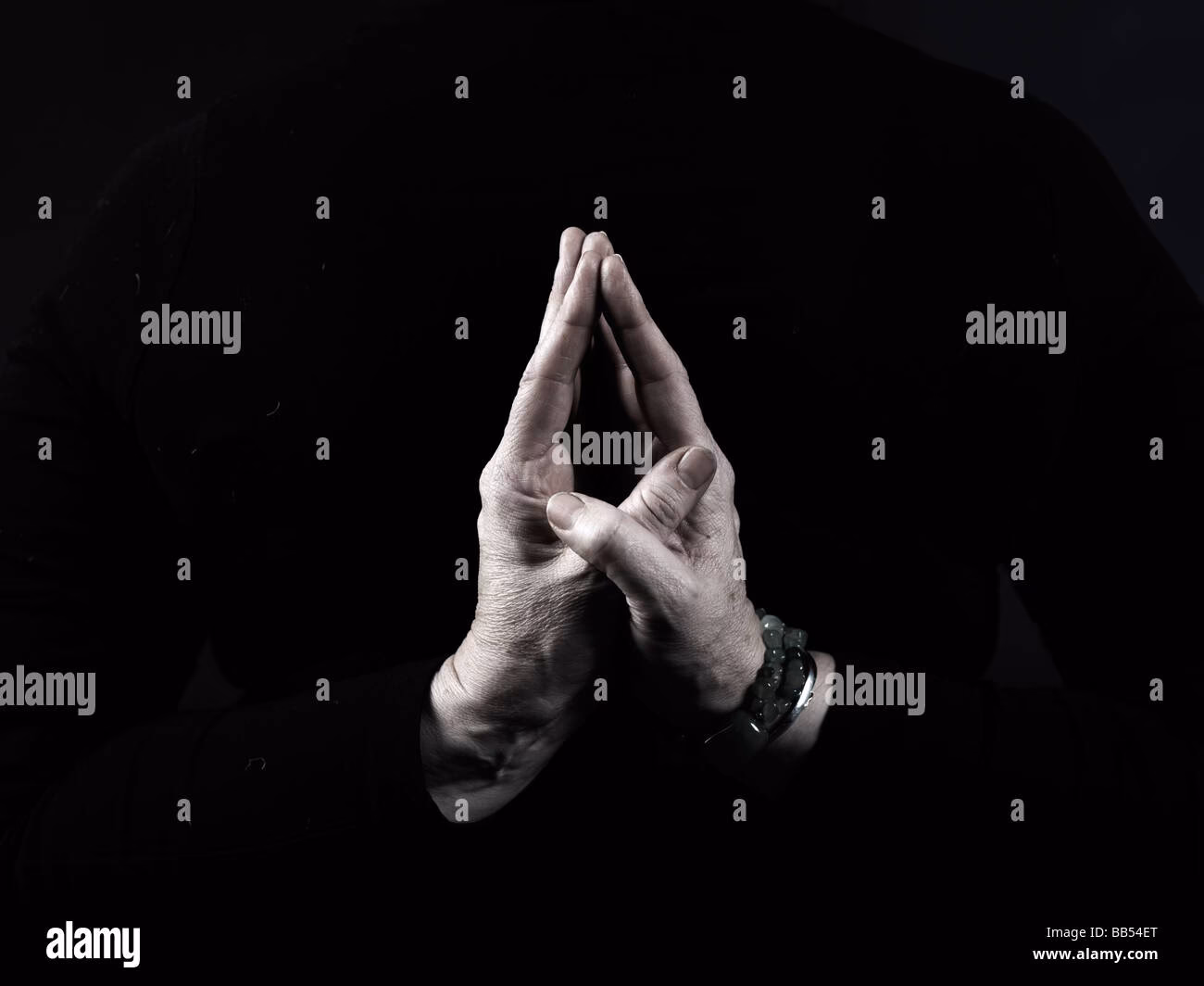 Wie kann ich mich beim Beten gewöhnen?