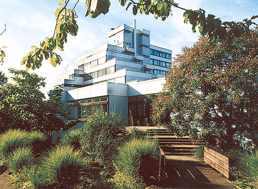 Was bietet das Studienbüro am Campus Deutz?