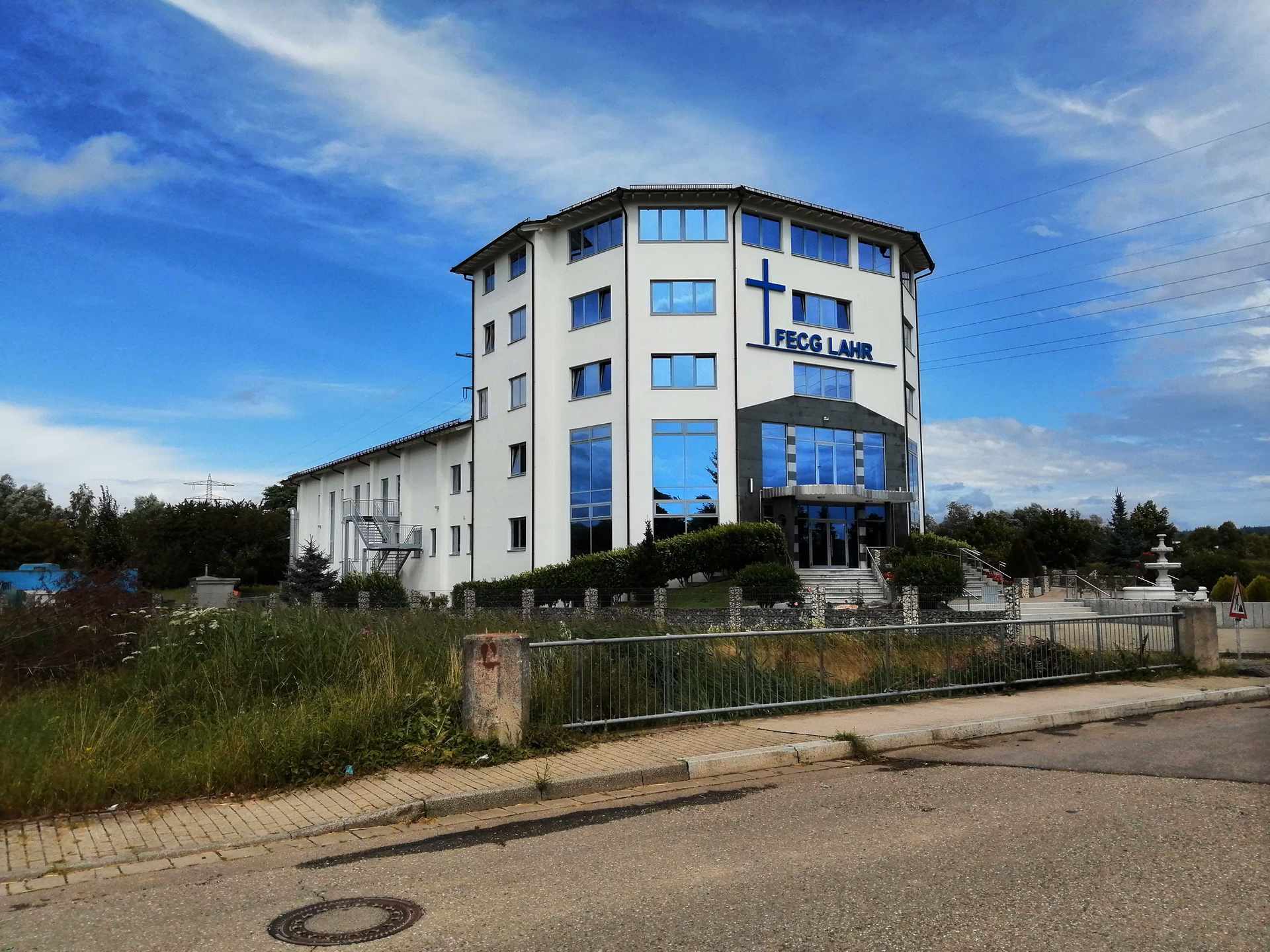 Was versteht man unter Freien evangelischen Gemeinden?