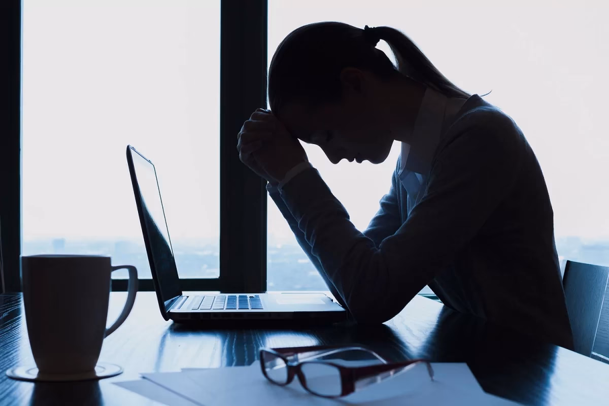 Welche Gebetshaltungen gibt es im Neuen Testament?