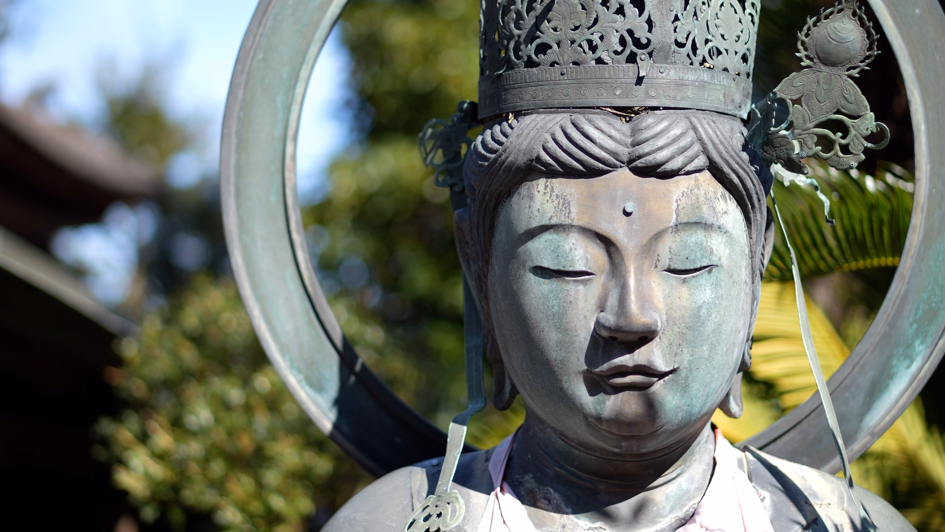 Wie hat sich der Buddhismus in Japan weiterentwickelt?