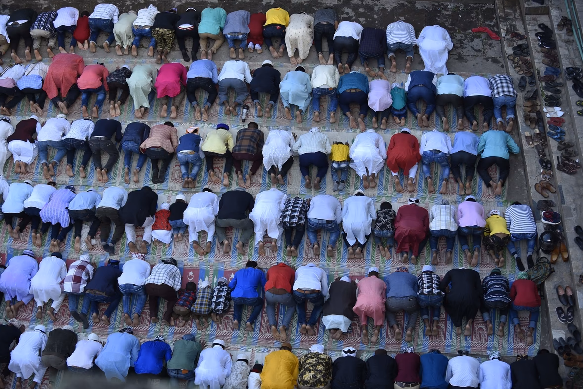 Welche Rolle spielt die Moschee bei der Verbreitung des Islam?