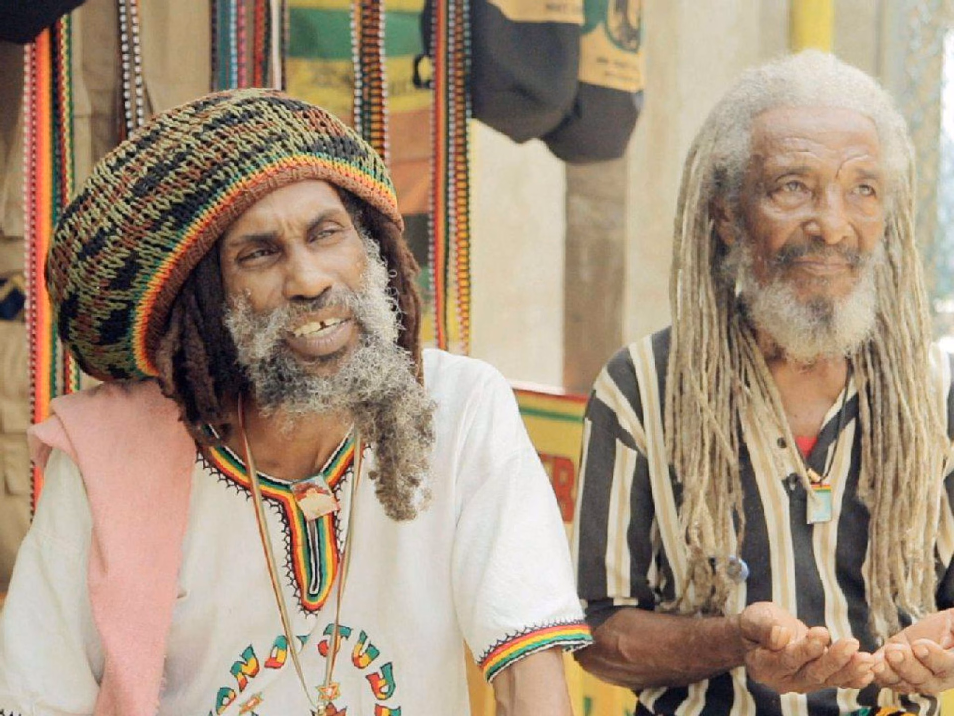 Was ist der Unterschied zwischen einem Rastafari und einem professionellen Priester?