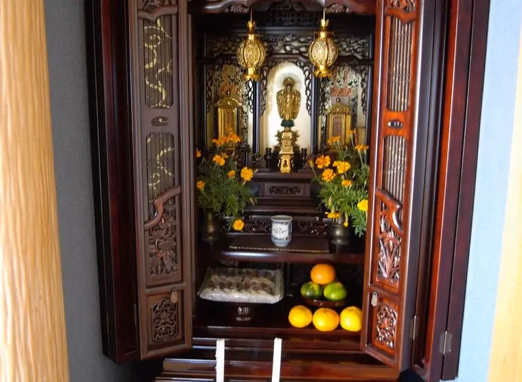 Was muss ich beim Betreten des Schreingeländes beachten?